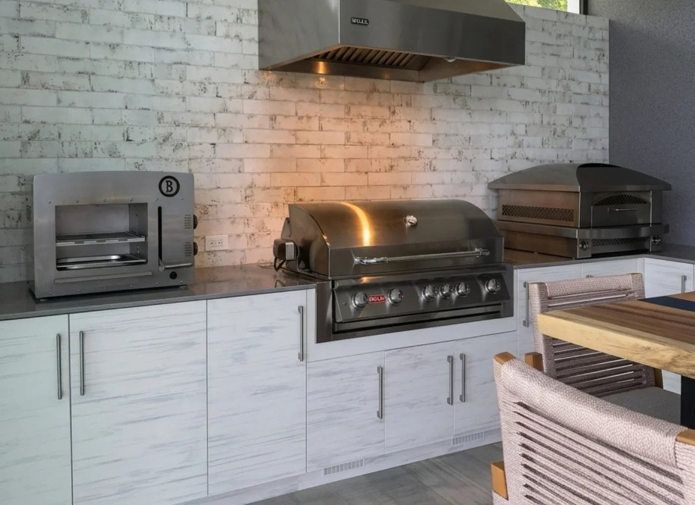 Custom Install in Miami Whitewash