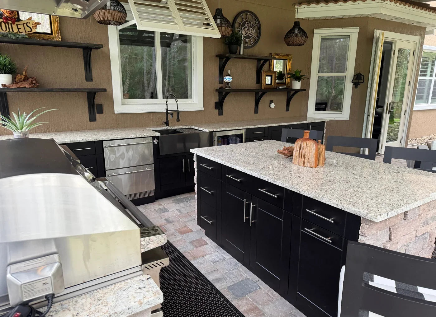 Custom Install in Sanibel Pitch Black